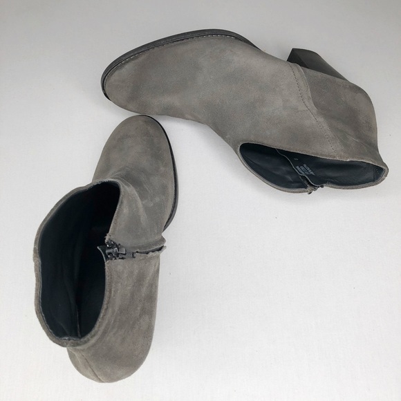 ✨HP✨Paul Green Delgado Gray Scoop Ankle Booties, 8 - Picture 6 of 8